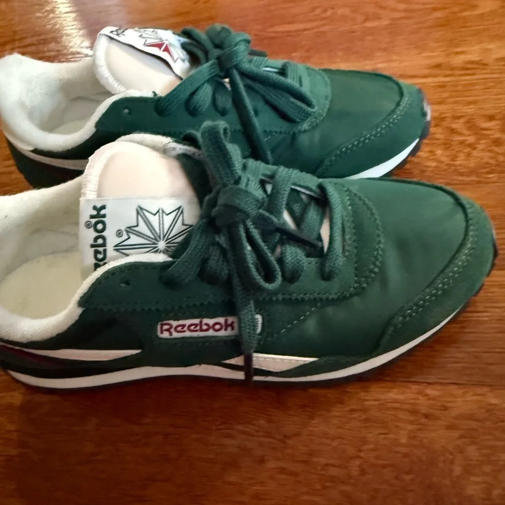 Reebok Green Sneakers - Picture 6 of 6